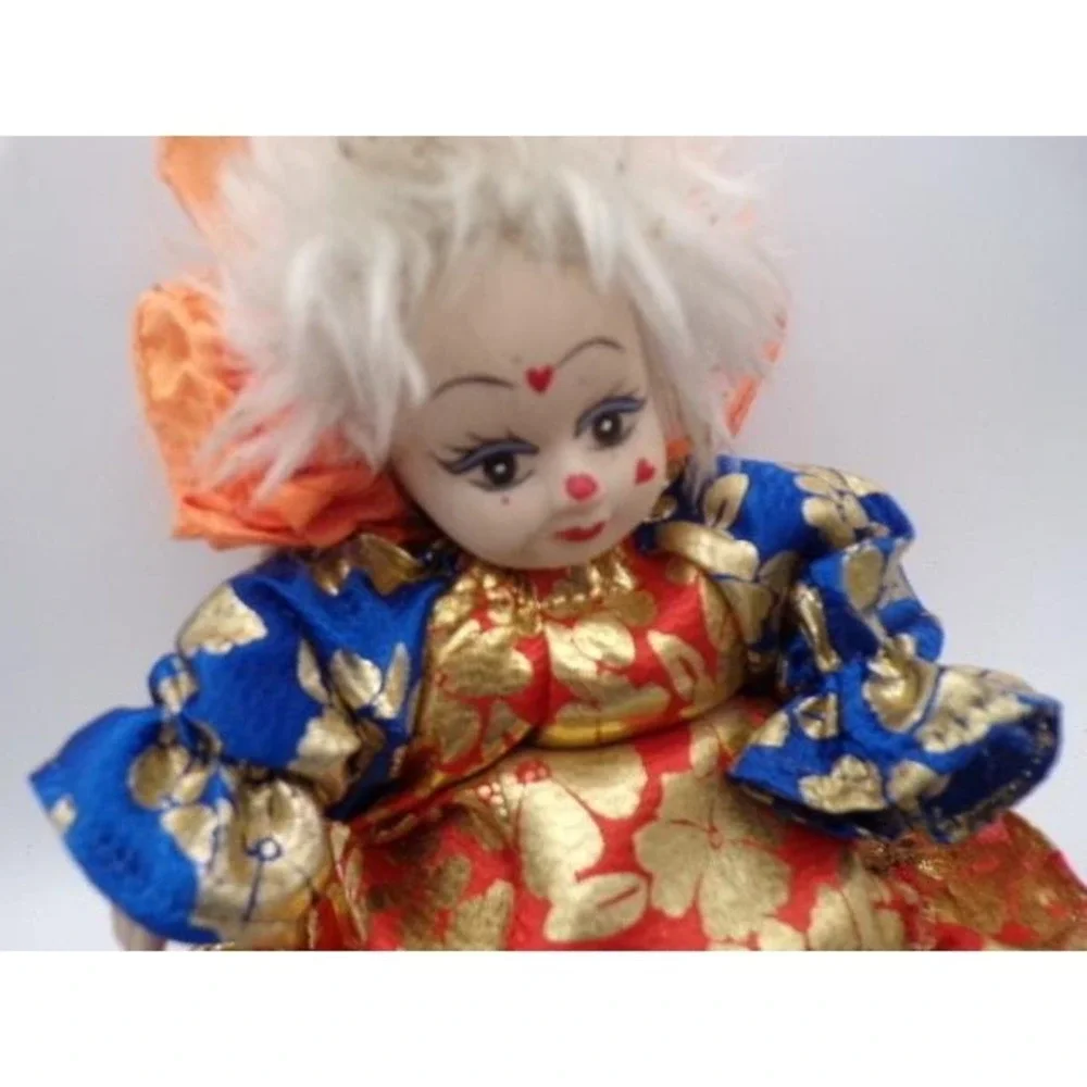 Vintage Porcelain Sitting Clown Doll Hand‎ Painted Face Music Box Works
